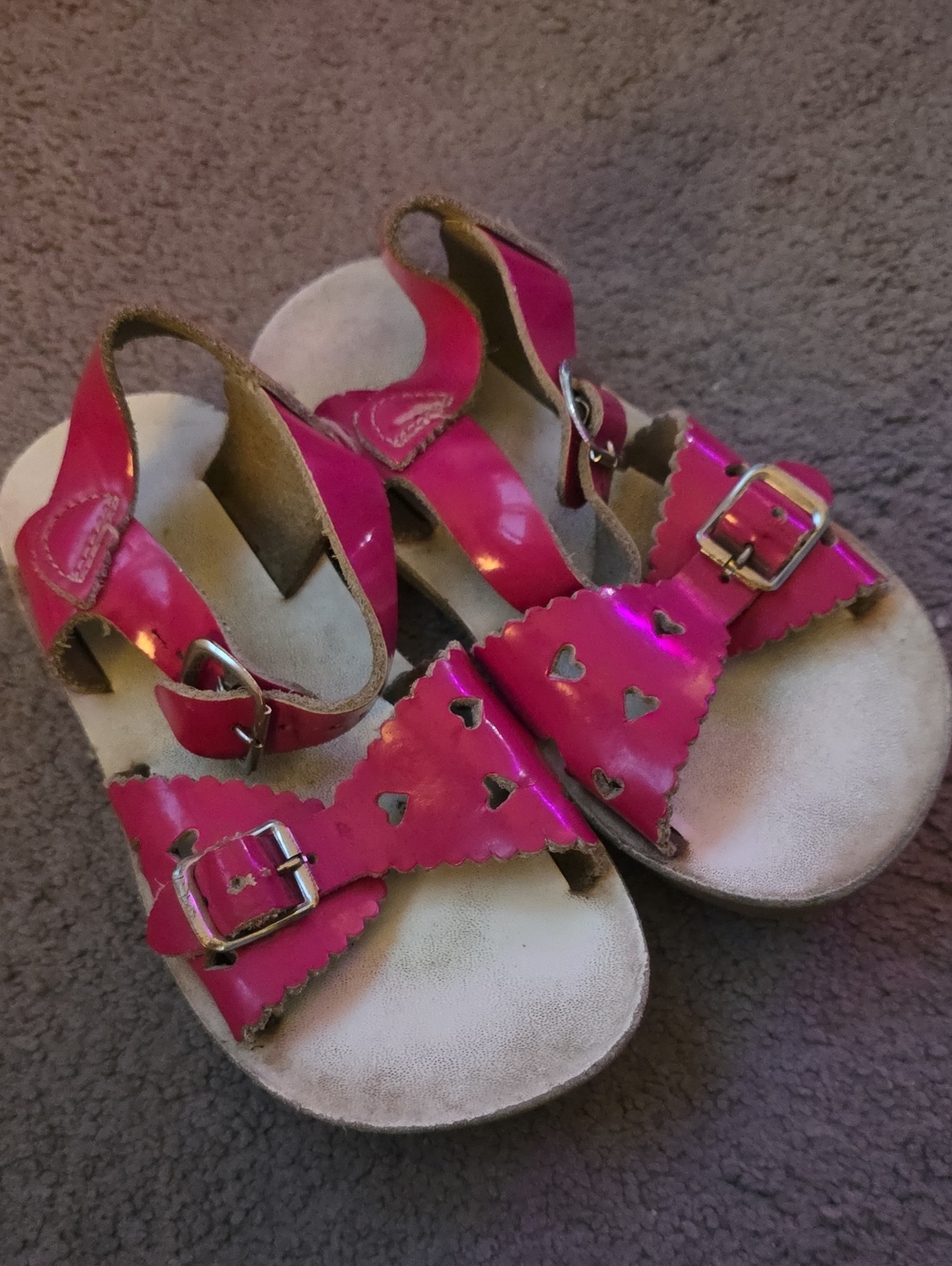 Salt Water Sandals by Hoy Glossy Pink Heart Cutout Kids Sandals